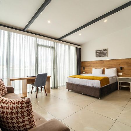 Tut Hotel Анталія Екстер'єр фото